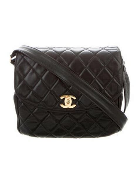 chanel messenger bag vintage